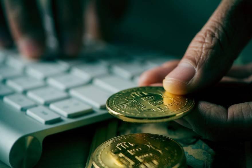 Mỹ truy tố 10 nhân sự công ty tạo lập thị trường crypto插图