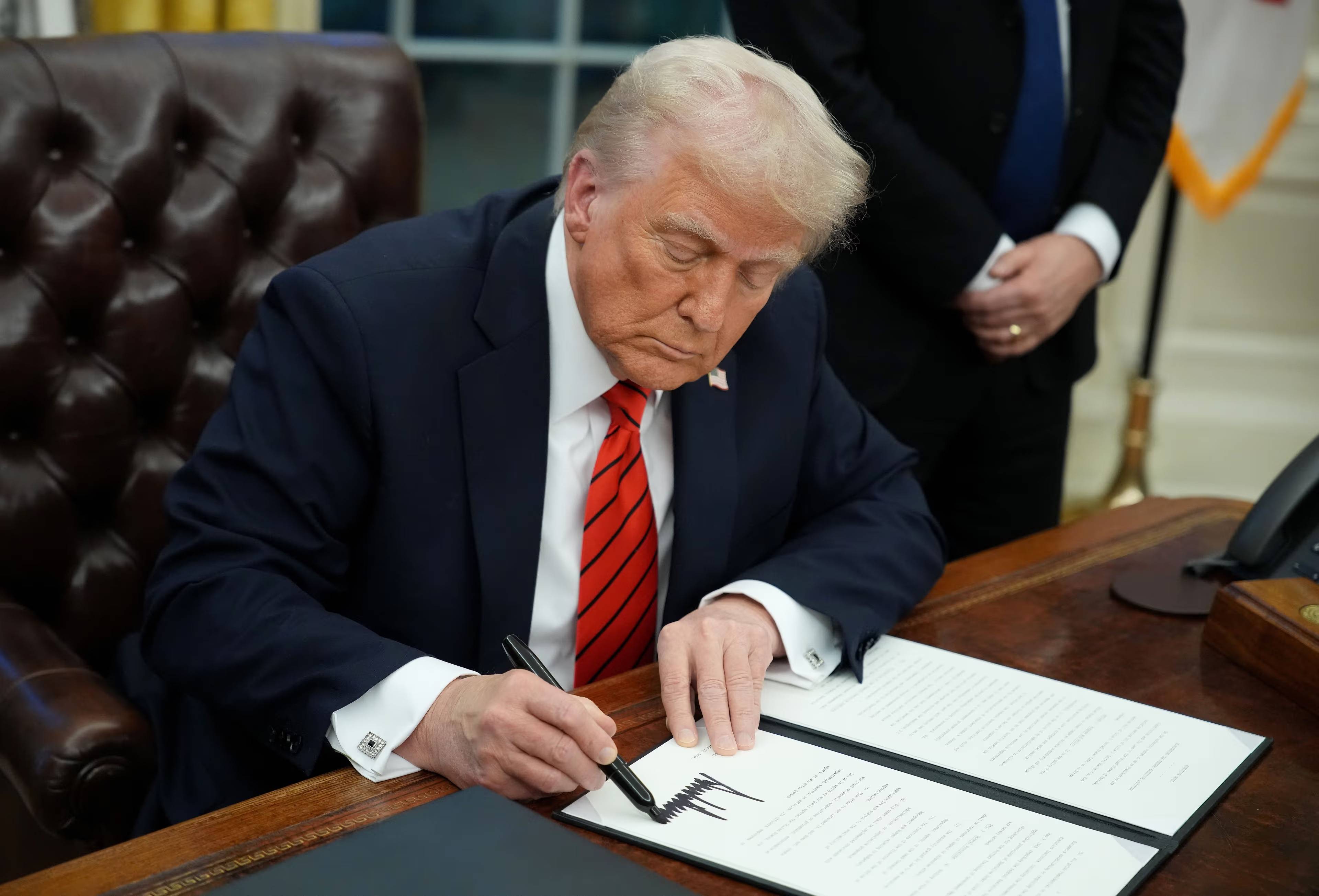 Trump ban hành sắc lệnh yêu cầu Fed mở đường cho crypto tiếp cận hệ thống thanh toán Mỹ插图