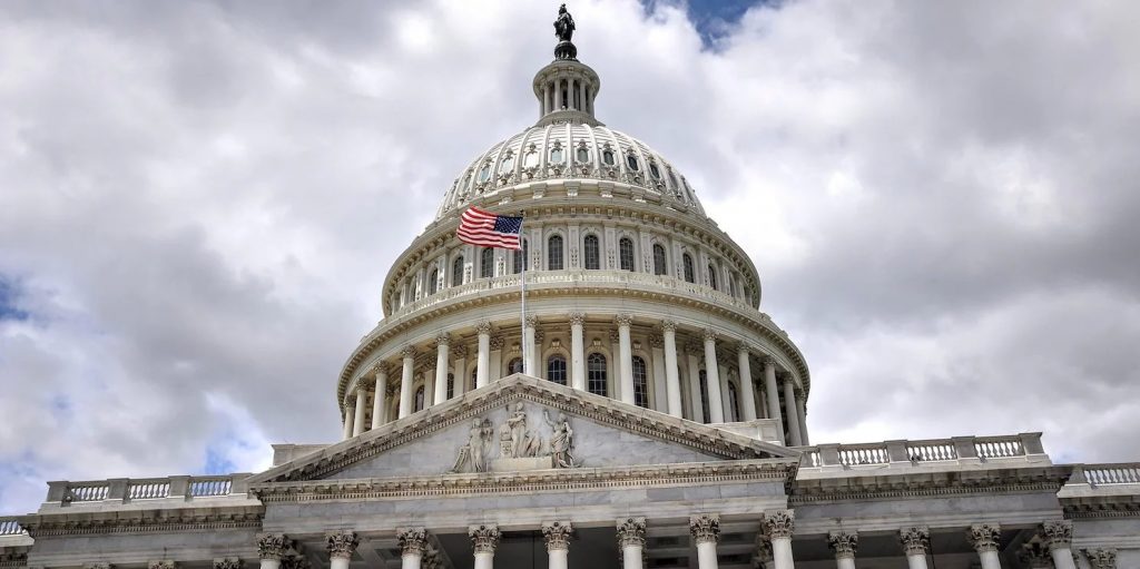 Nghị sĩ Hạ viện Mỹ từ giờ sẽ phải tiết lộ các khoản đầu tư tiền điện tử từ $1,000 trở lên