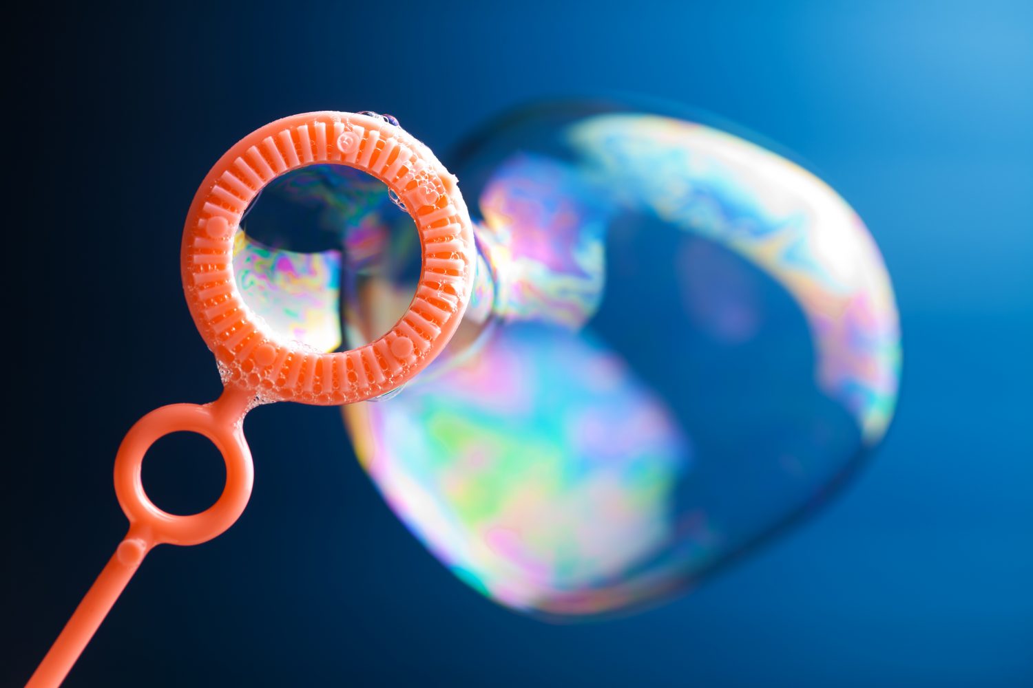 Kim Dotcom: Đầu tư vào Bitcoin nhanh đi trước khi bong bóng nợ của Mỹ vượt khỏi tầm kiểm soát